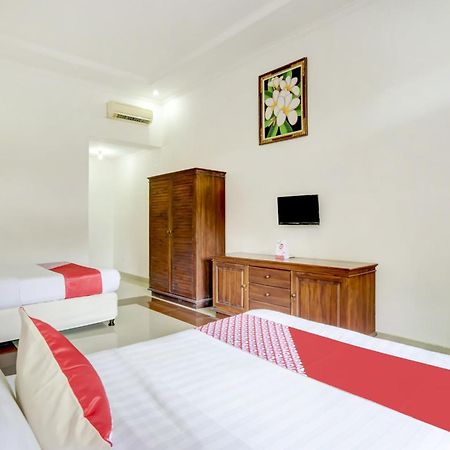 Super Oyo 3261 Hotel Ratu Denpasar Exterior foto